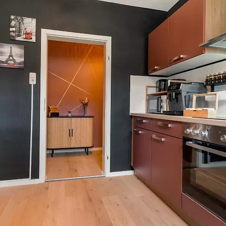 Διαμέρισμα Sonniges Wohlfuehl-Apartment Mit Balkon